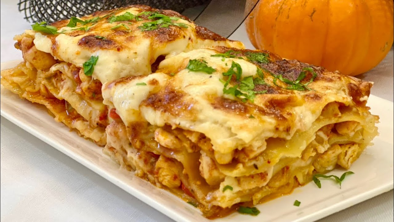 Farklı Tarif Arayanlar İçin Şahane Bir Anayemek😍Beşamel Soslu Tavuklu Lazanya Tarifi ✅