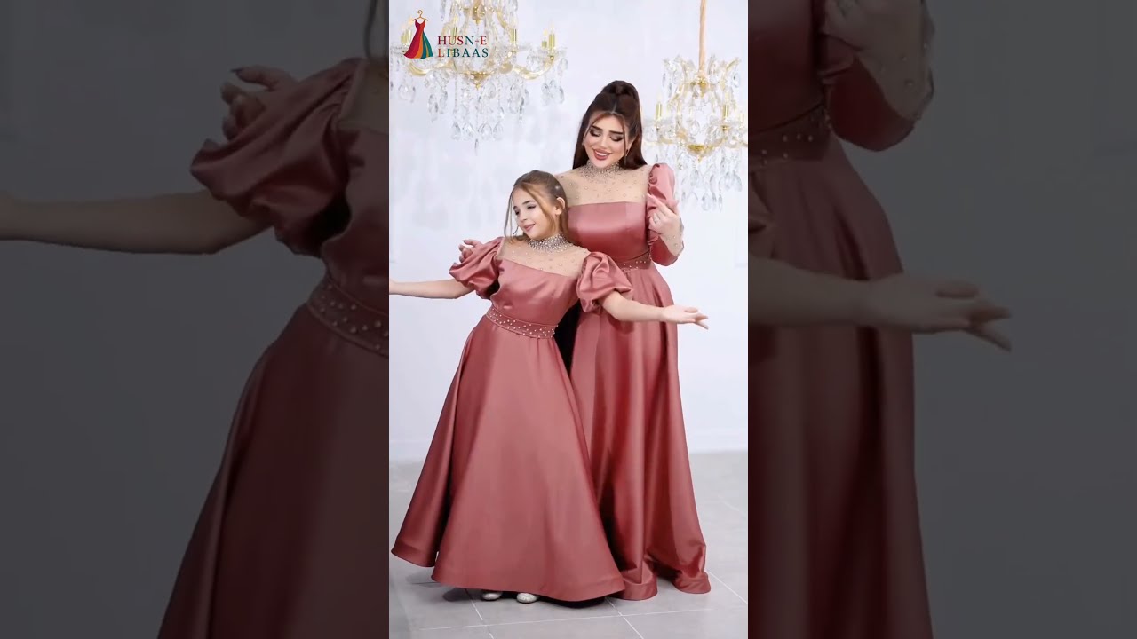 Mother Daughter Twinning In Elegant Matching Dresses Family Fashion Goals 