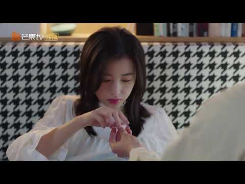 《从结婚开始恋爱》百闻不如一见？小鹿总感冒后变娇弱少女 Begin Again【芒果TV青春剧场】