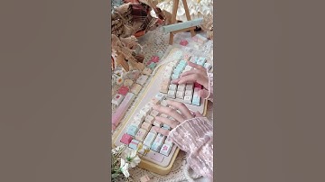 What a beautiful keyboard.#mechanicalkeyboard #keycap #keyboard #typewriter #digital #fyp #custom