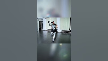 Unitree G1 Unlocks “Anti-Gravity Mode” 🤖🌀