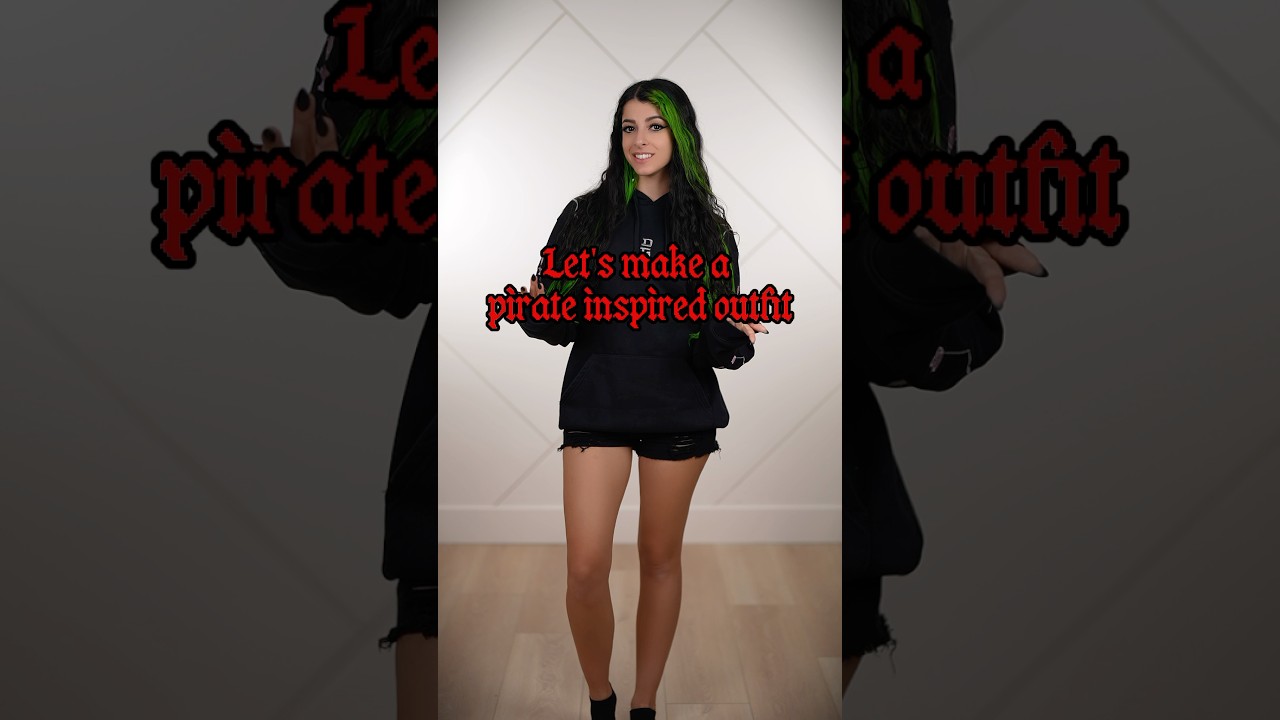 what do you think? ❤️ #foryou #trending #outfit #pirates #fashion #cosplay #helpmemakethismakesense