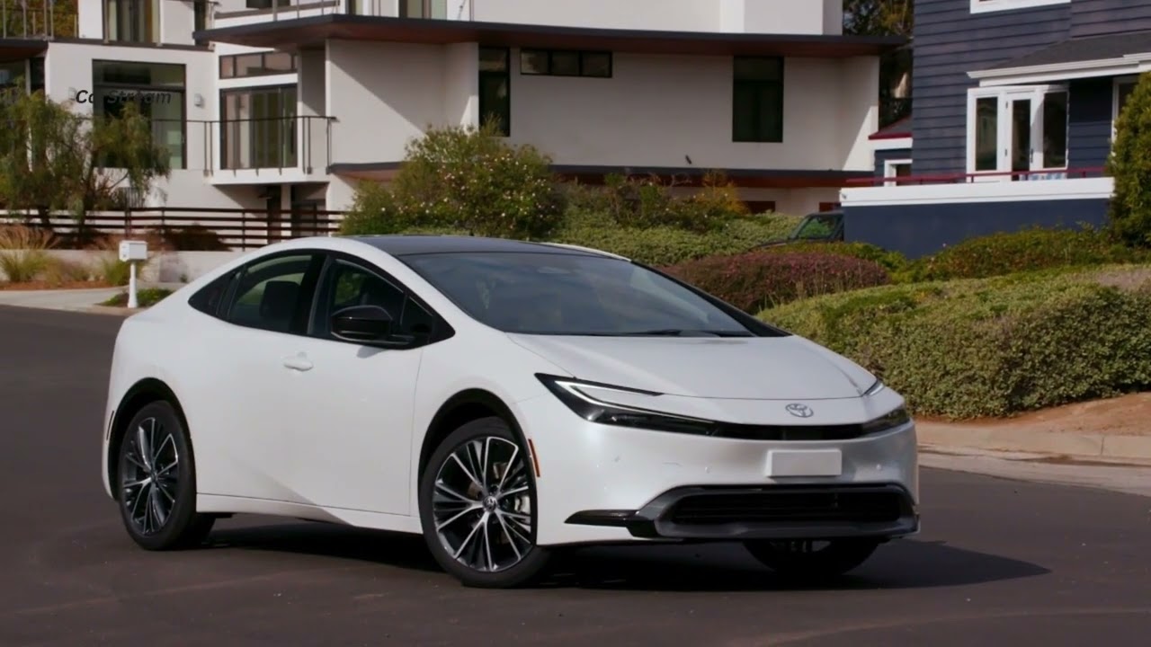 Toyota Prius 2026 On the road