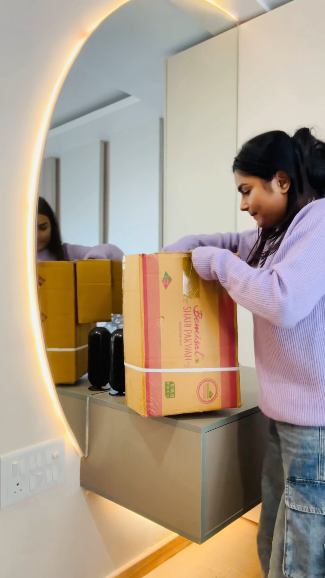 Shifting Home 6 ? #crafteraditi #shorts #asmr #shifting #organizing #newhome ​⁠@CrafterAditi
