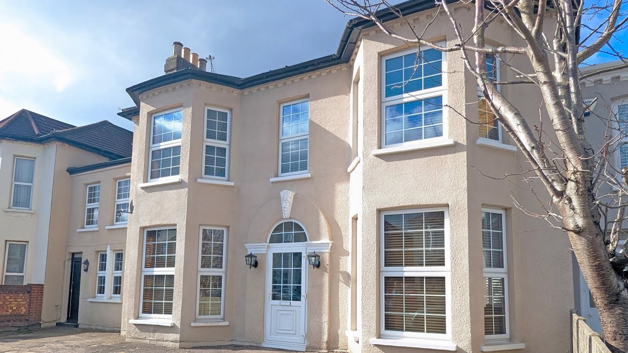 NEW LISTING Norfolk Road Ilford, IG3 £1,050,000 House For SALE