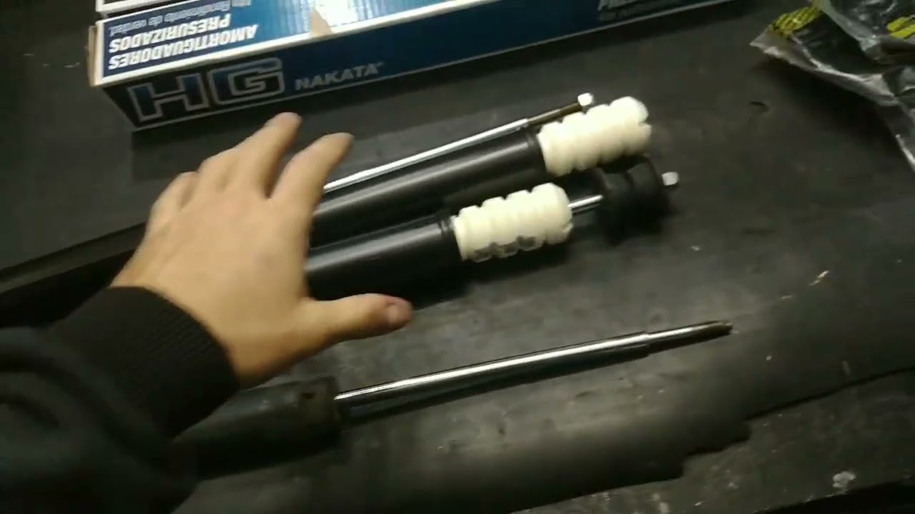 Barulho na traseira sandero 2012. Troca de amortecedores traseiros e detalhes