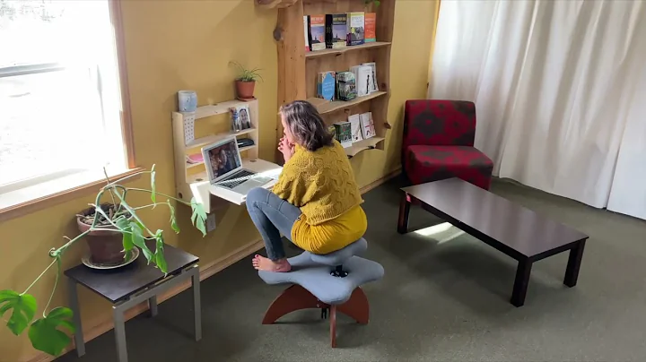 Katy Bowman Models How to Use A Dynamic Workspace
