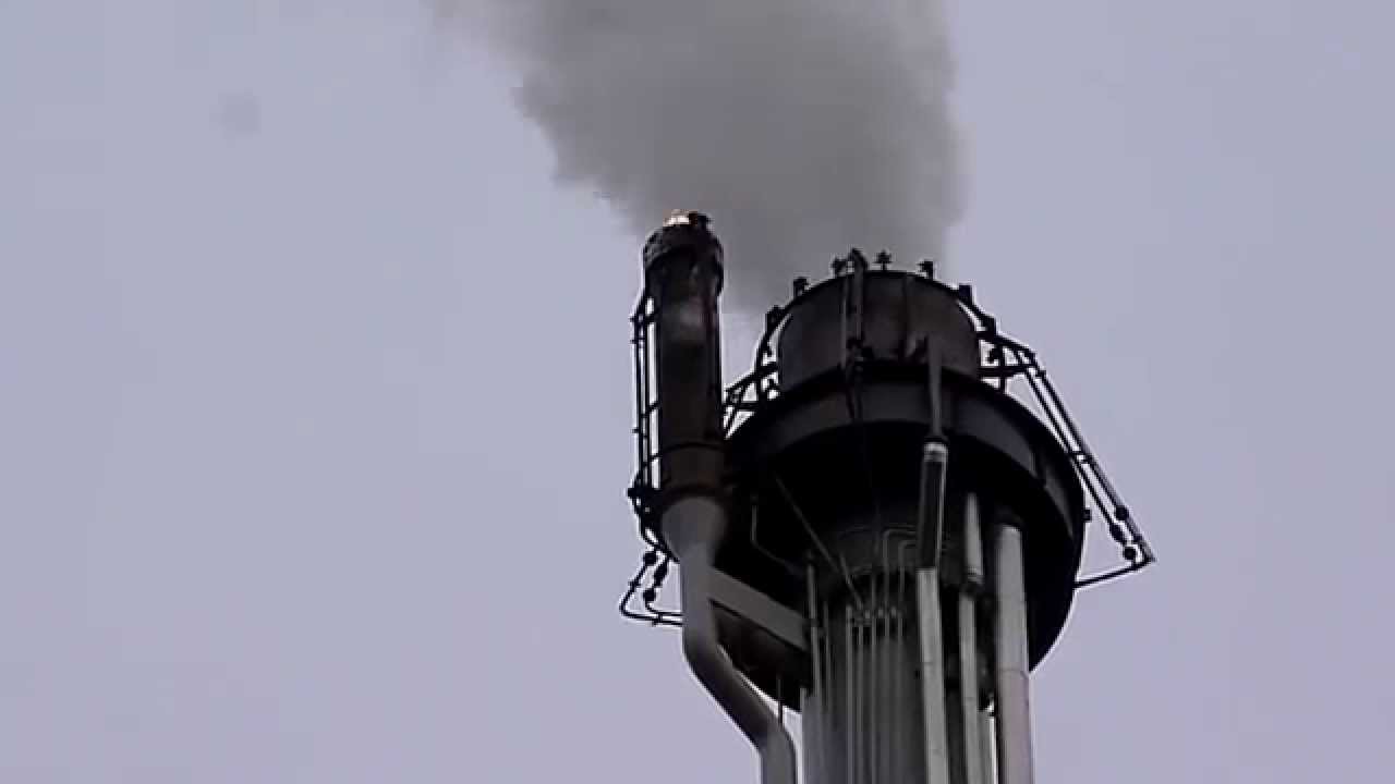 Факел НПЗ в Капотне. - YouTube