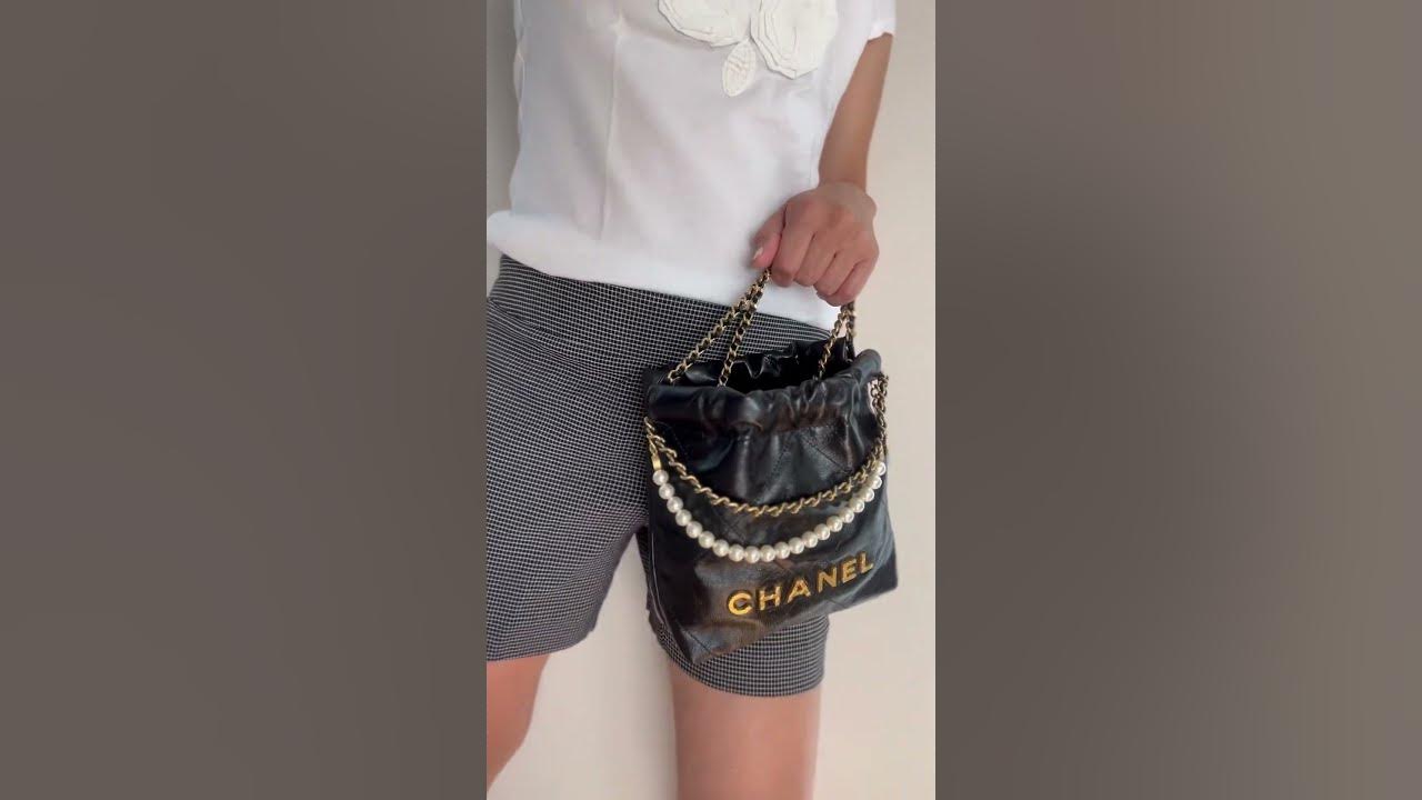 Adorable! 💕 Chanel 22 Mini Pearl Handbag #shorts #chanelclassic #fashion 