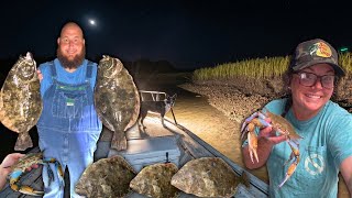 Gigging HIDDEN Oyster Beds FULL of Flounder and Blue Crabs! (Catch & Cook)
