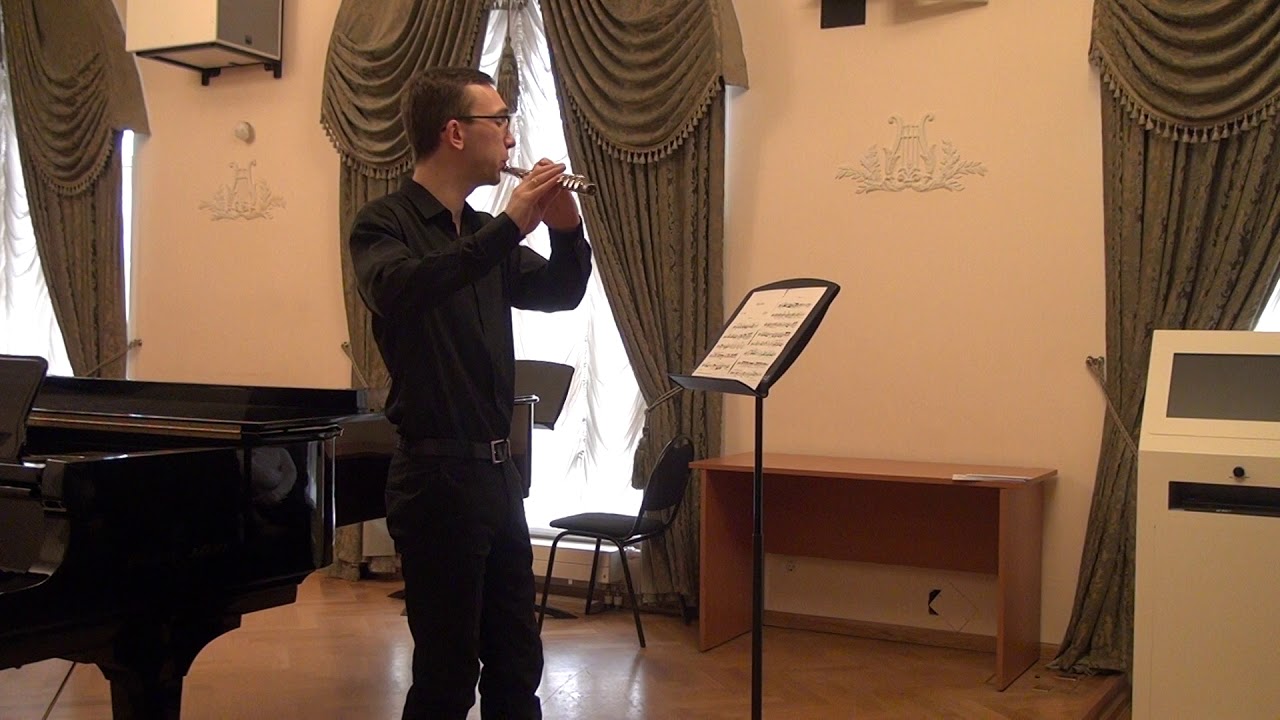 Клод Дебюсси — «Сиринкс» - YouTube