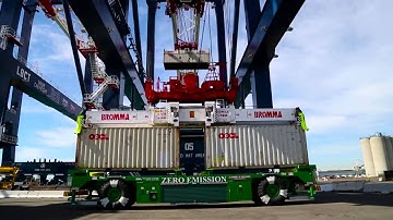 New Cranes Delivered to Port of Long Beach