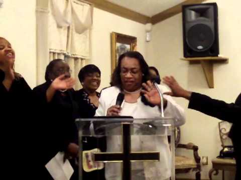 PASTOR GORDY M. SAMPSON-LEE*RSM* WELCOMES MAYOR AND 1st LADY MYRA TAYLOR*04/01/201...