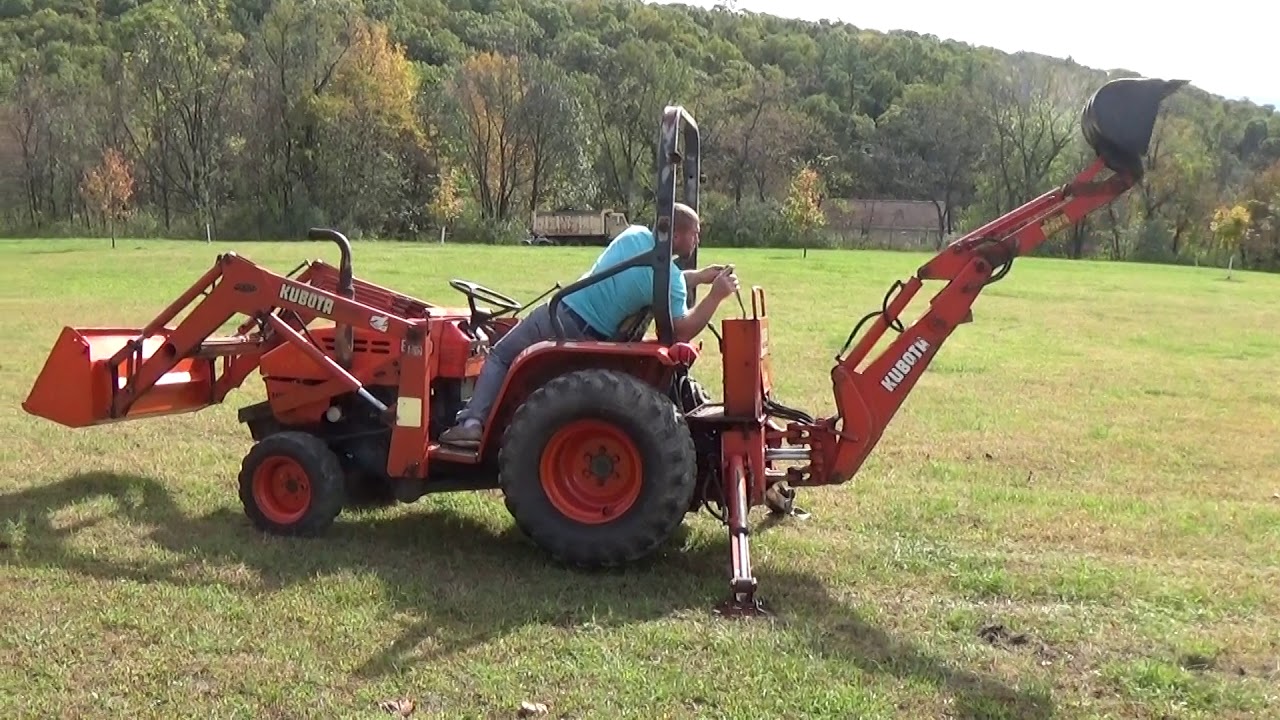 KUBOTA B20 4X4 TRACTOR WITH LOADER AND BACKHOE YouTube