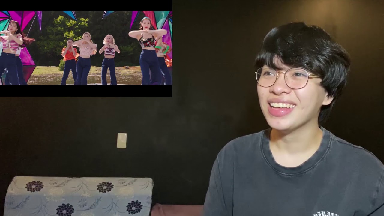 TWICE "MORE & MORE" M/V TAGALOG REACTION