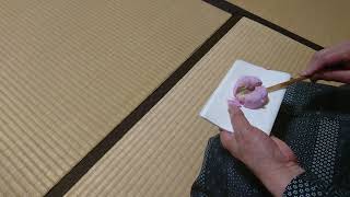 NO 248　主菓子の食べ方ってこんなの