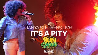 Tanya Stephens it`s a Pity Live at Reggae Sunsplash Afas Amsterdam