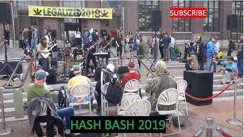 #HASHBASH #ANNARBOR #MONROESTREETFAIR #UOFM #MARIJUANA WALKING THROUGH HASH BASH