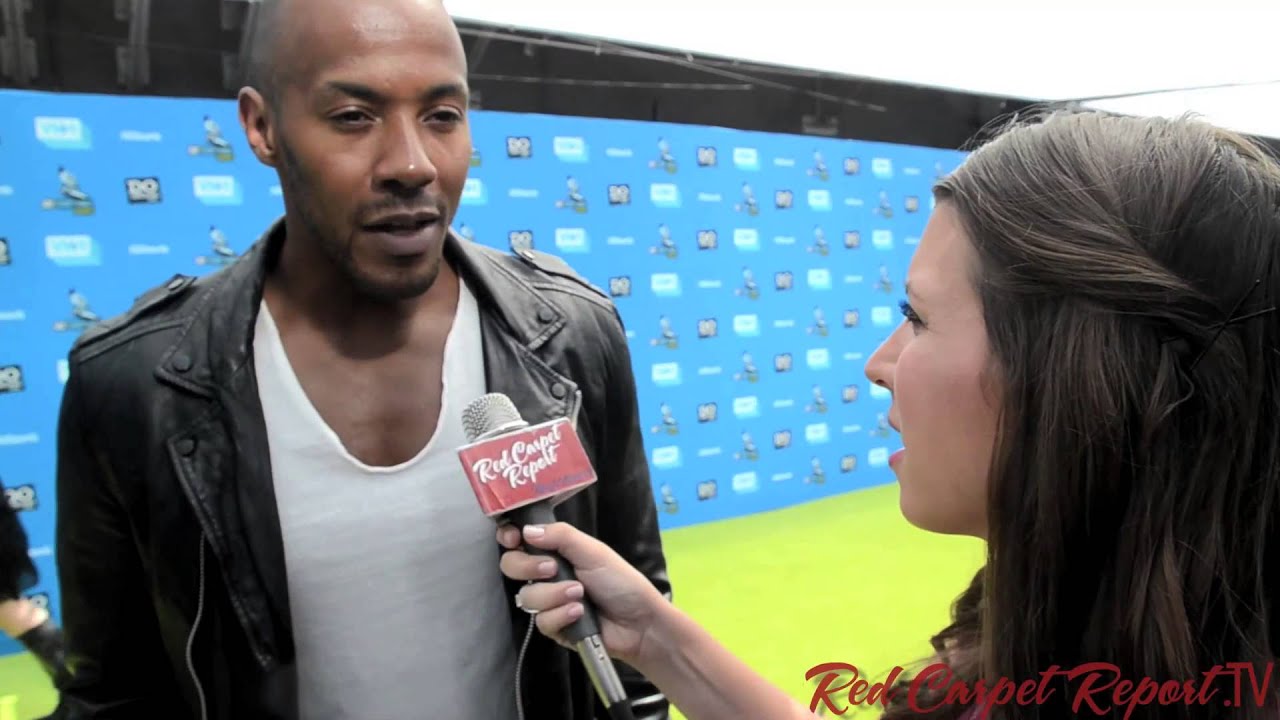 McKinley Freeman at the 2013 Do Something Awards 