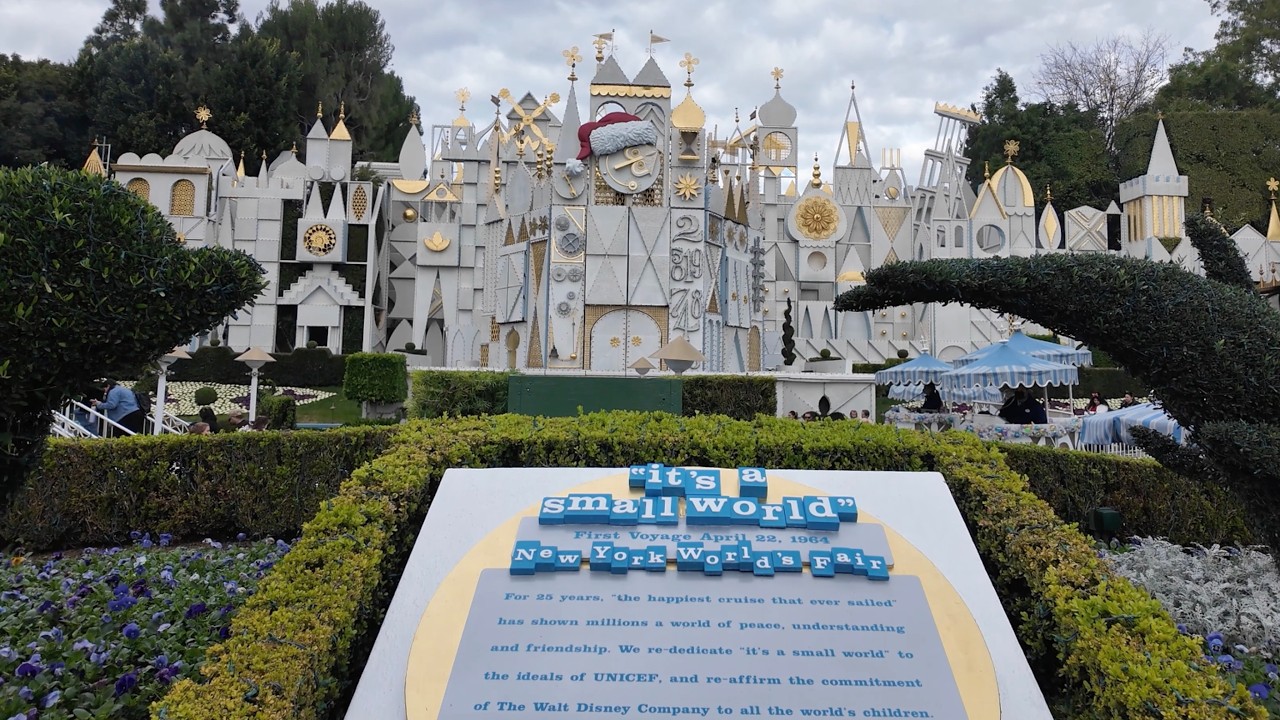 It’s a Small World Holiday 2026 POV | 4K 60FPS Now Closed for the Season | Disneyland