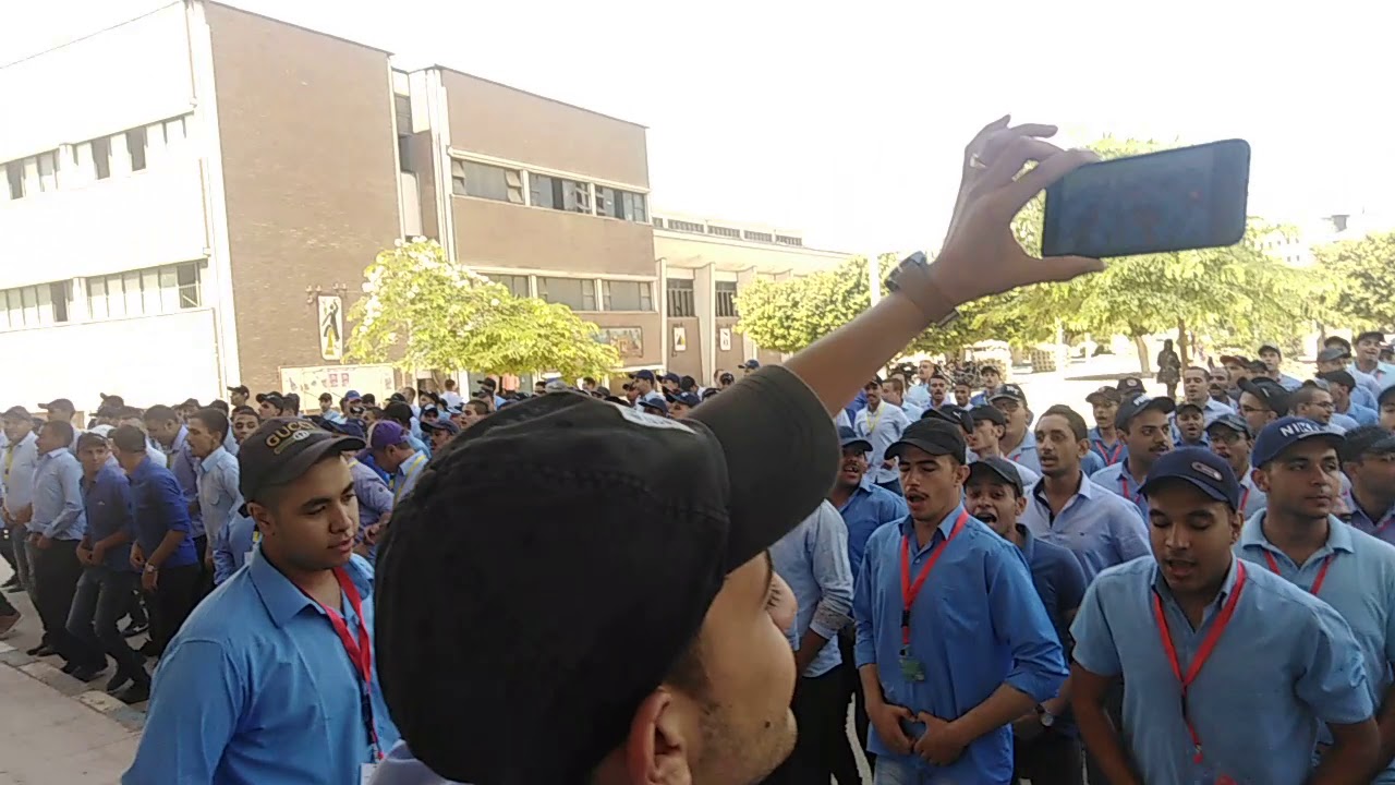 وحوش التربيه العسكريه كلية تجاره جامعة اسيوط تحت اشراف العريف احمد ابراهيم