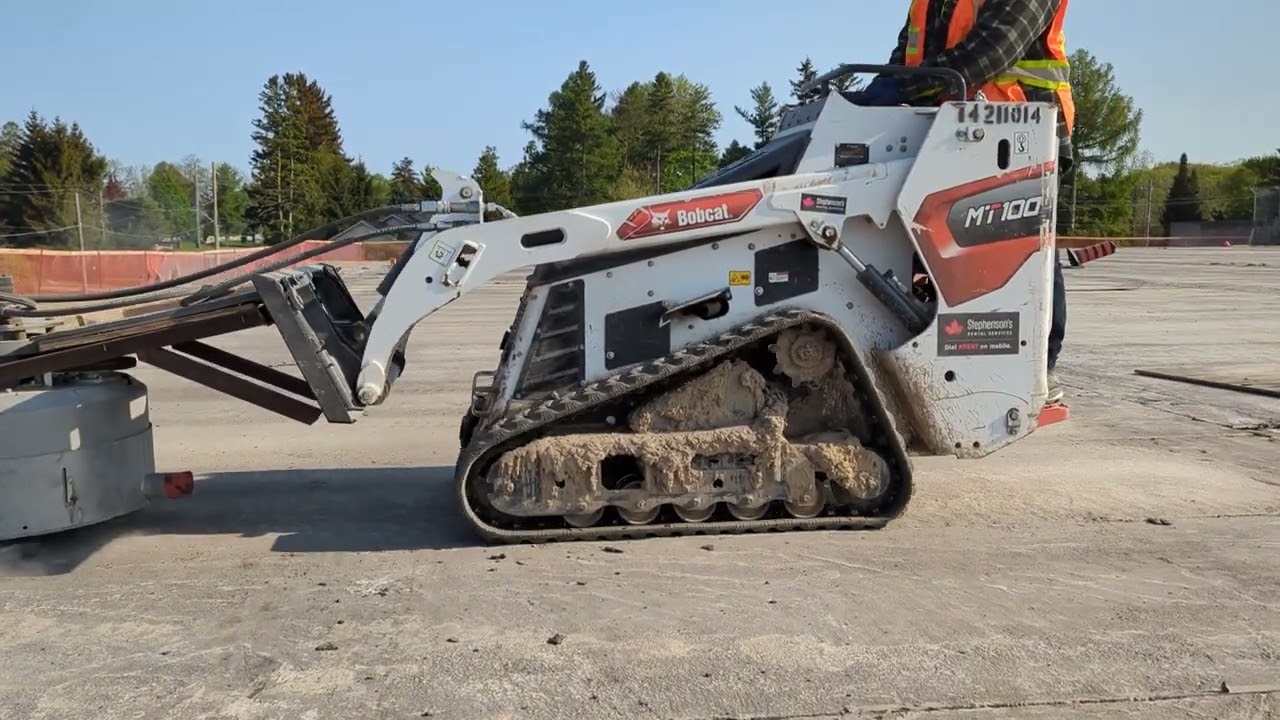 ArmorEdge / Eligius. Membrane grinding pre-scraped with the XDS skidsteer scraper.