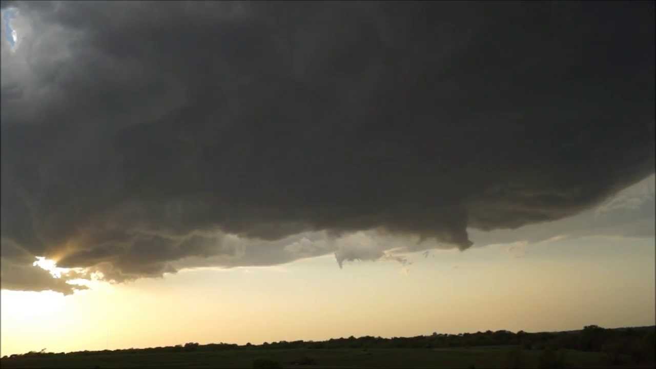 Birth of a Supercell Cantril, Iowa 4-25-12 - YouTube