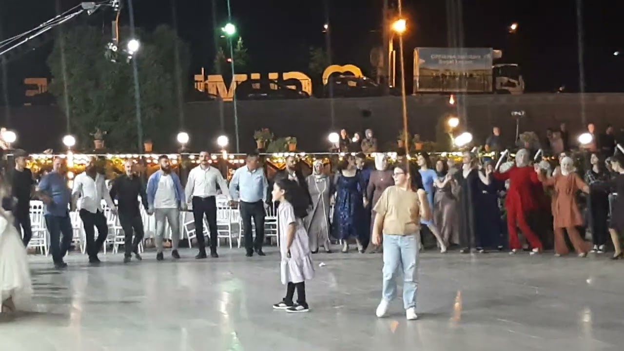 sema doğan  parkı çiftimize mutluluklar dilerim 