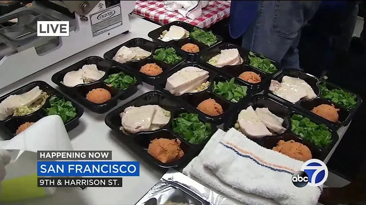 Volunteers preparing thousands of Thanksgiving meals in SF