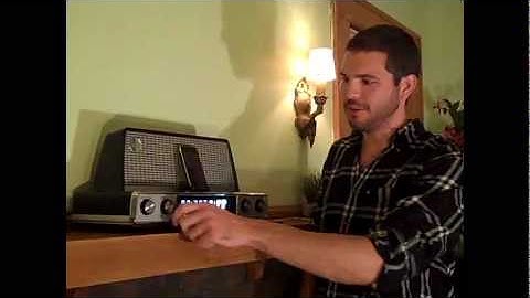 Vintage iPod Dock [Notable - DIY / Hack / Mod]