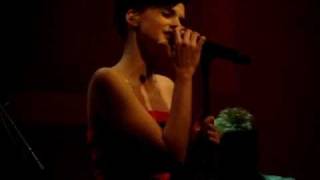 Hooverphonic - Mad About You (2)