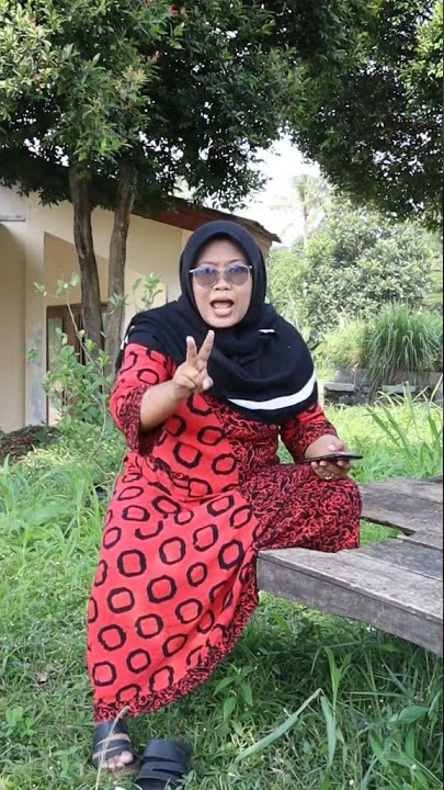 Interview Dengan Bu Umroh