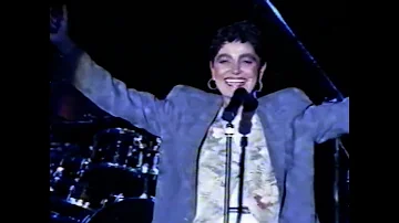 Mia Martini in concerto a Perugia | Filmato integrale INEDITO (1989)