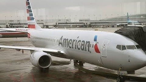 American A321 Santiago to Los Angeles. Short Haul