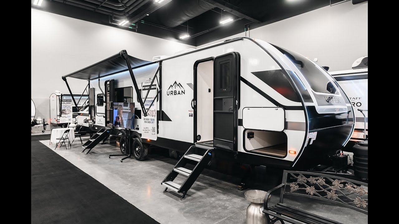 Прямо с выставки: новый автодом Coachmen RV Urban 3070BH 2026 года выпуска.