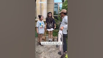 anh cần thủ chui vào nhà 2 chị em gái ở nhà 1 mình xin ngô làm mồi câu cá và cái kết #fishing #cauca