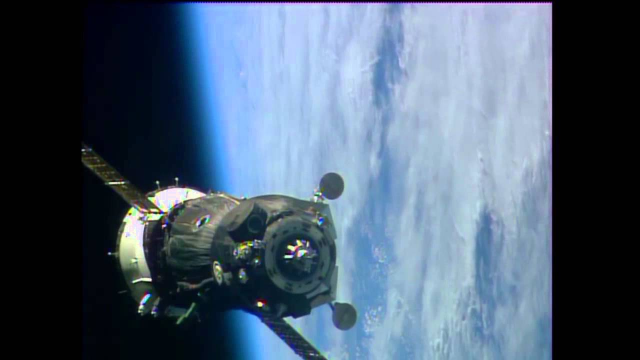 mercury letra Soyuz hooks up to the station