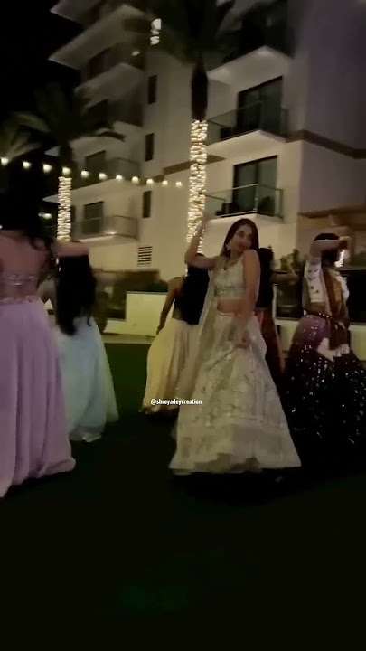 😍#shortsvideo #dance #kamli #weddingdance @shreyadeycreation