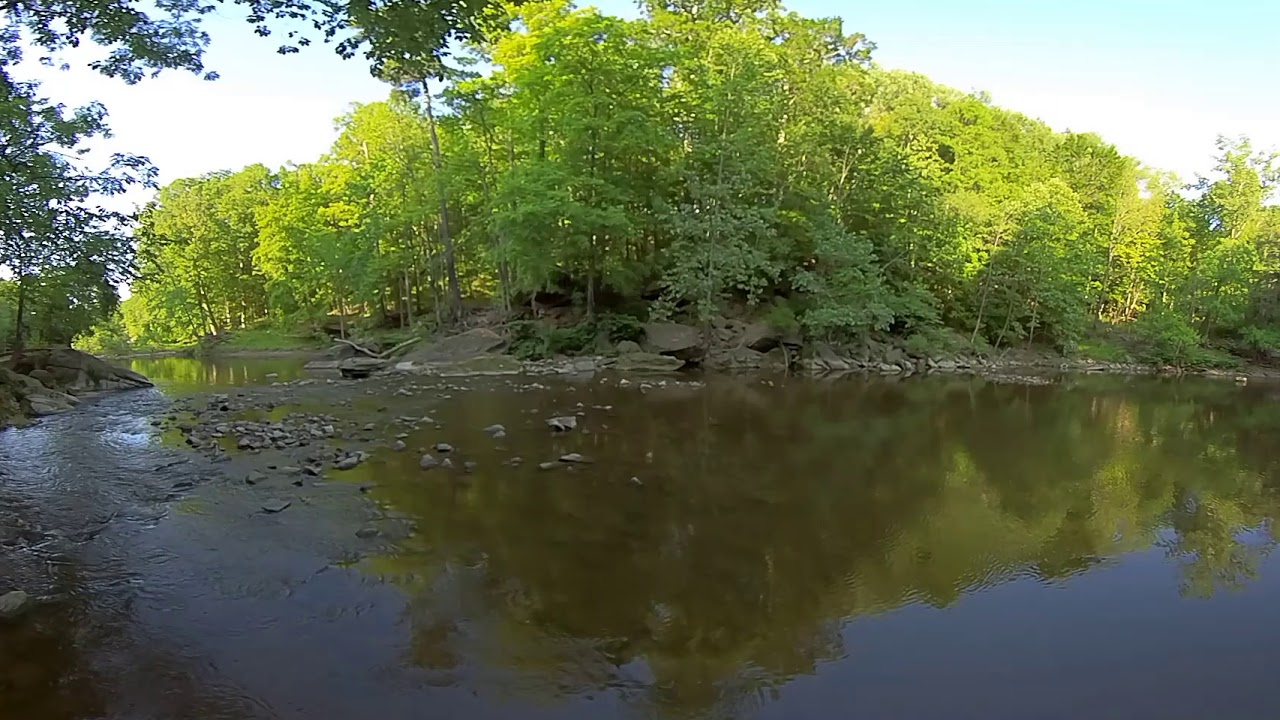 360°VR: On the Bank of the Black River - YouTube