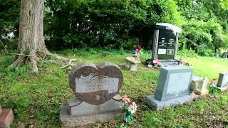 Jerry Lee Lewis Grave. Clayton LA. Rock and Roll, Country Superstar. The Killer.