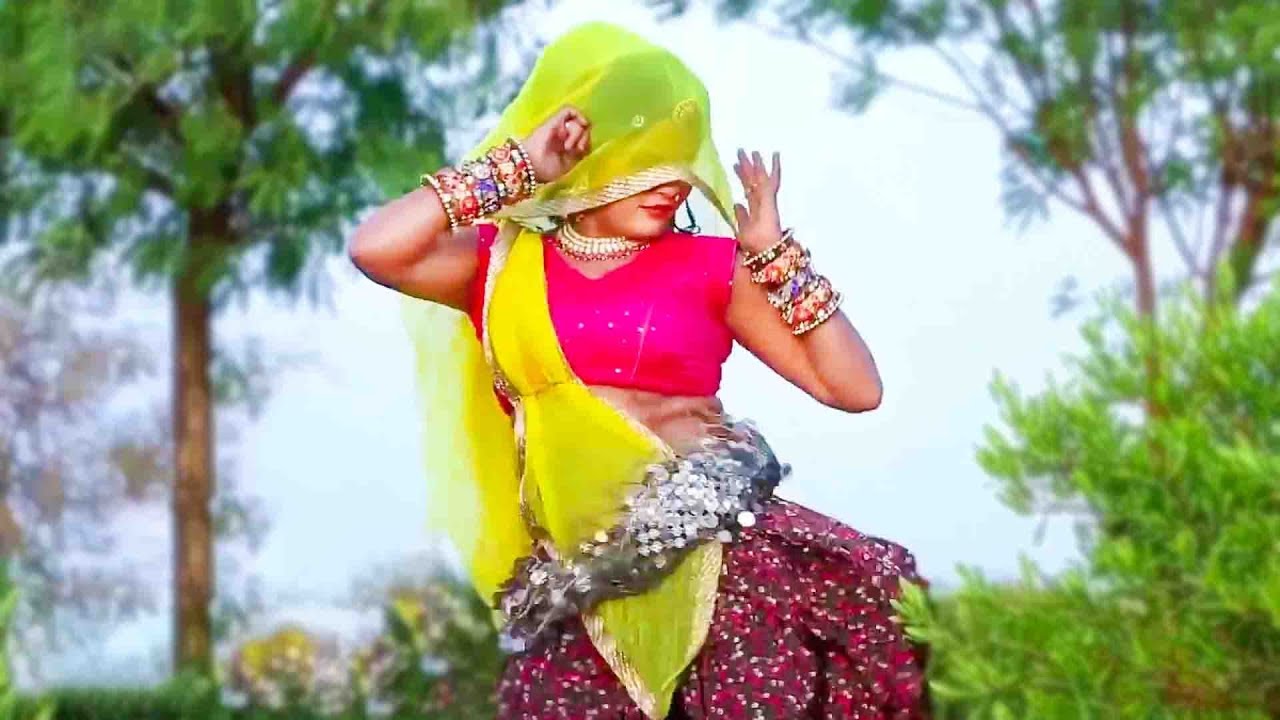 Rajasthani Dance Video - छोरी कमरा की खिड़की खोल | Om Ji, Chetan, Dilraj | New Marwadi DJ Songs 2019 rajasthani songs