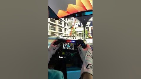 THE MOST INSANE F1 SIMRACING WHEEL EVER 🤯 #marcelkiefer #f1 #formula1 #simracing