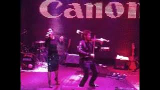 Download lagu MAHKOTA by Dennis Lau feat. Syafinaz Selamat @ Celebrities Club Launch by Canon