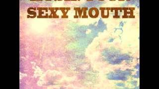 Miniatura del video "Hush! Your Sexy Mouth - Paper Aeroplanes"