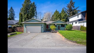 Large Plot with Endless Possibilities in Cloverdale: 6073 172b St Surrey BC