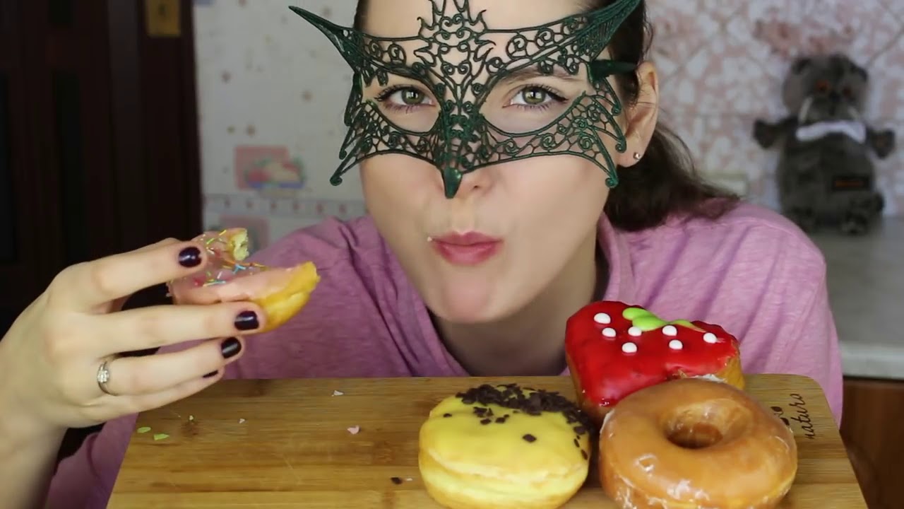 АСМР Пончики Данкин Донатс ASMR Mukbang Dunkin DONUTS 甜甜圈 도넛 1 - YouTube