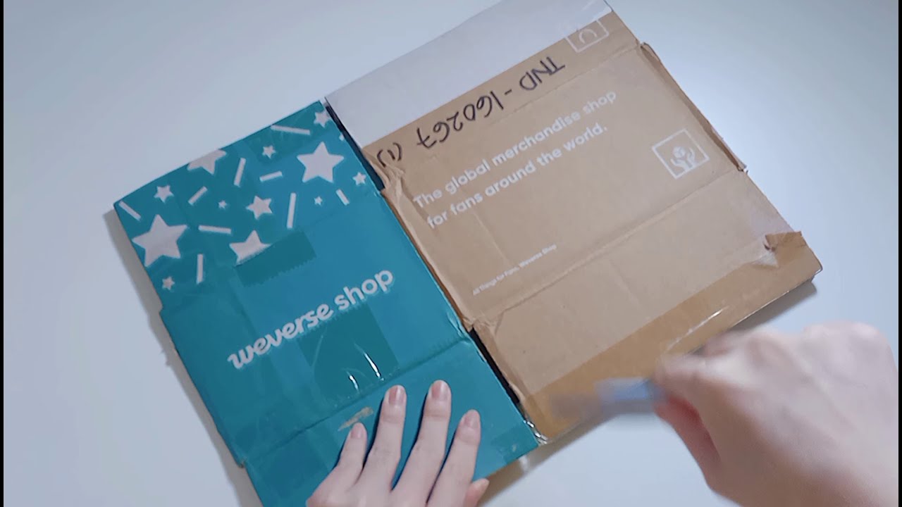 Bts防弹少年团 Map Of The Soul On E Tour周边开箱 我还有买一些其他的周边 开箱 Bts 防弹少年团 Youtube Bts防弹少年团 Map Of The Soul On E Tour周边开箱 我还有买一些其他的周边 开箱 Bts 防弹少年团 Youtube