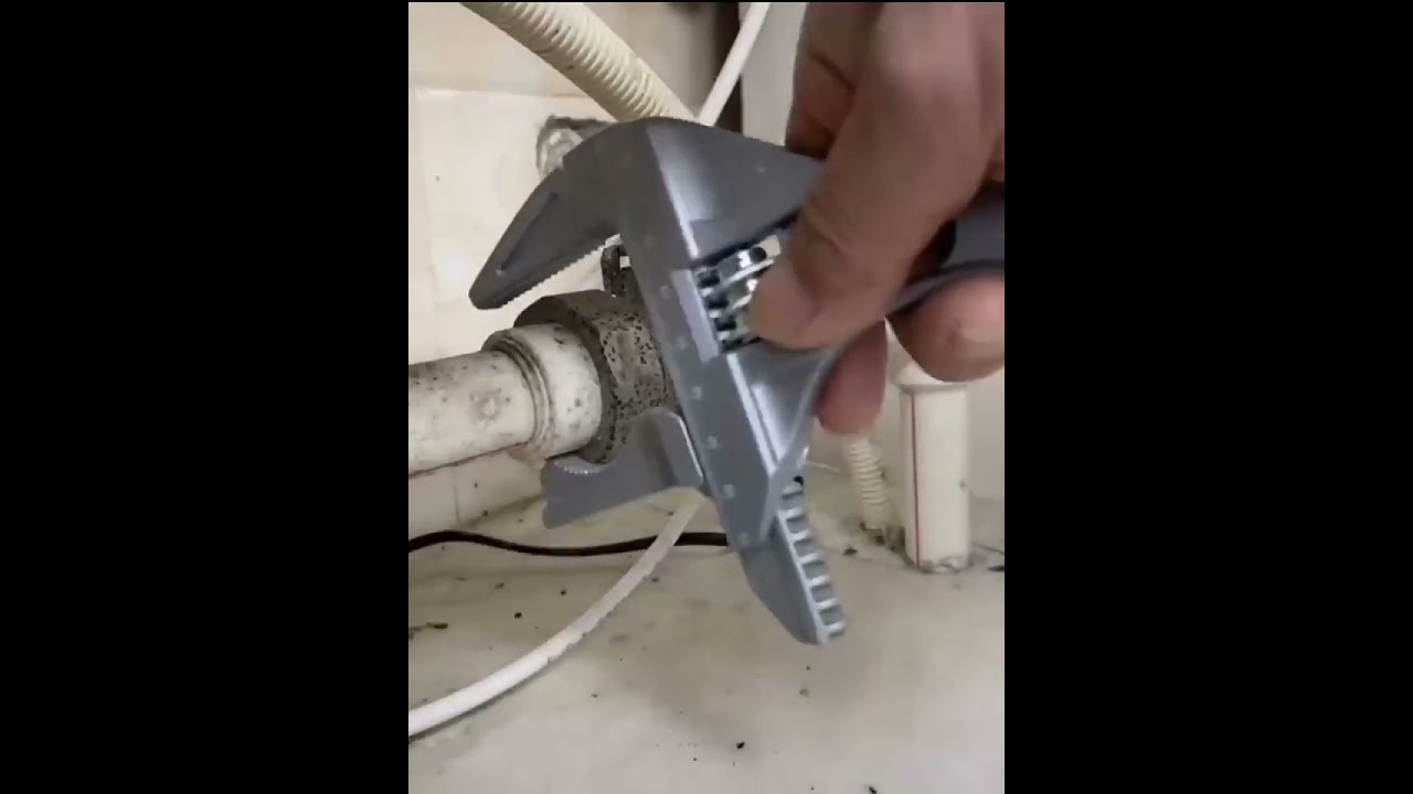 KUNCI INGGRIS KUNCI PIPA TOILET KUNCI PAS Universal Adjustable wrench 6-68mm