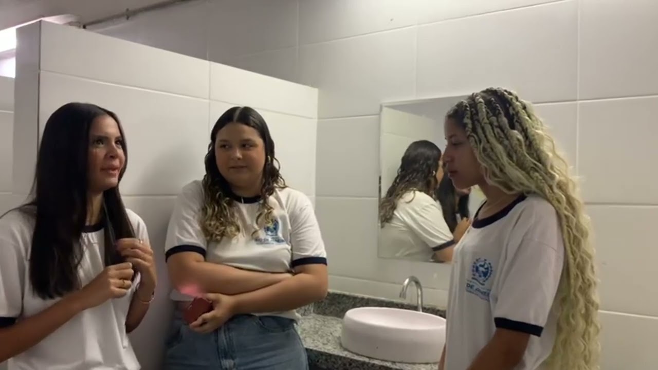 Maldição escolar ( Projeto escolar ) Trailer