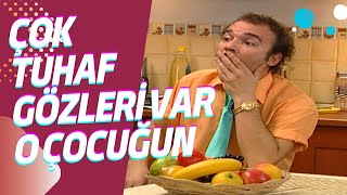 Çok Tuhaf Gözleri Var O Çocuğun - Burhan Altıntop